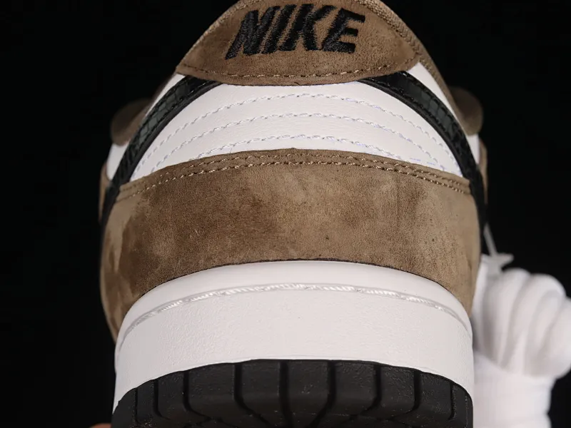 All categories Nk SB Dunk Series Nk SB Dunk Low Low-top sneakers Nk SB Dunk Low Pro "Trail End Brown" suede brown white and black snake pattern SB Dunk Series low-top casual sports skateboard shoes 304292-102